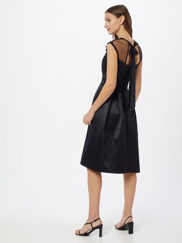 Robe 'Peyton' Lipsy en noir