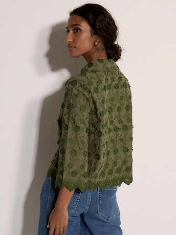 Apricot Blouse ' ' in Groen