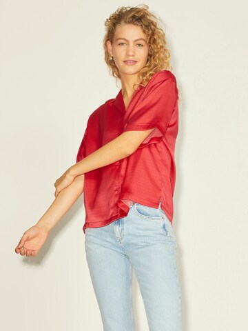 Camicia da donna 'Lisa' di JJXX in rosso: frontale