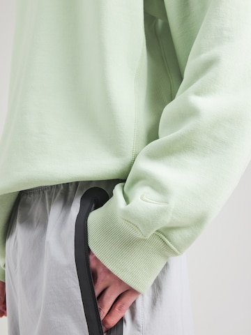 Nike Sportswear Dressipluus 'CLASSICS', värv roheline