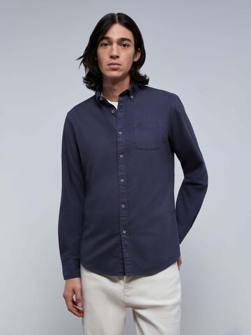 Scalpers Regular fit Button Up Shirt 'New Forest Oxford' in Blue: front