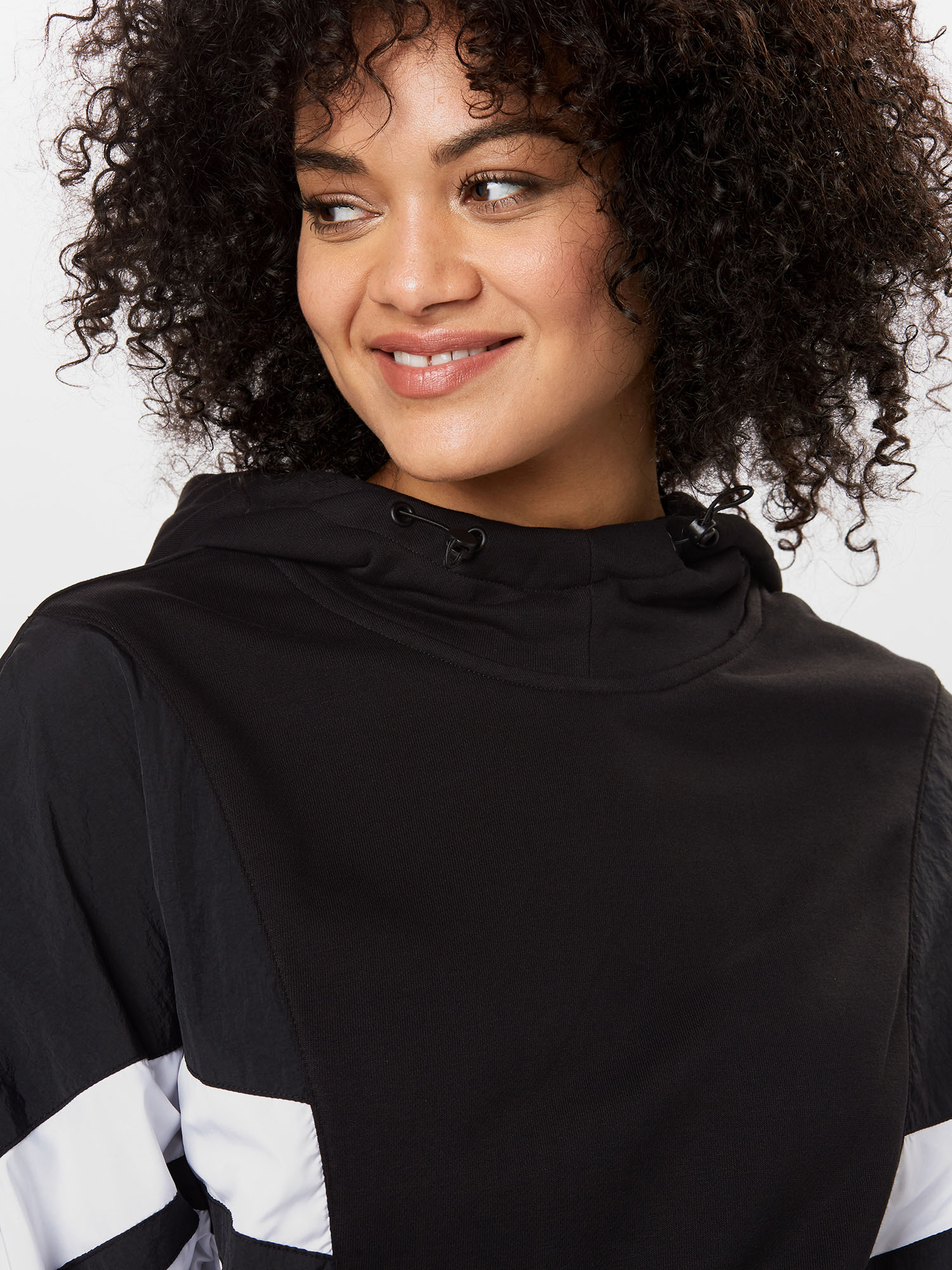 Plus size Kobiety Urban Classics Curvy Bluzka sportowa w kolorze Czarnym 