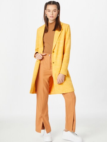 Manteau mi-saison 'Carrie Mel' ONLY en jaune