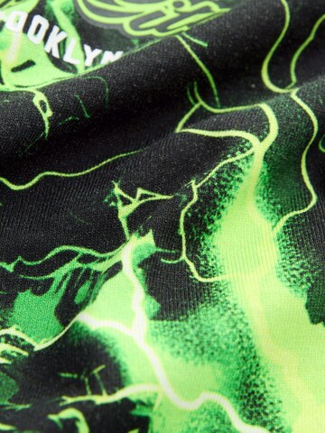 Tricou de la Next pe negru