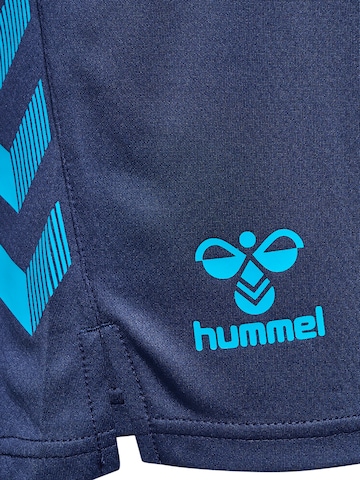 Hummel Regular Shorts in Blau