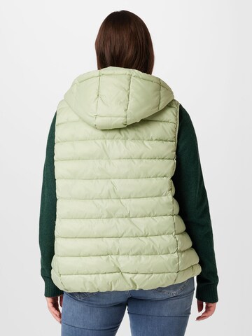 ONLY Carmakoma Bodywarmer 'NEW TAHOE' in Groen