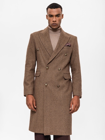 Antioch Winter coat 'Fischgrone' in Brown: front