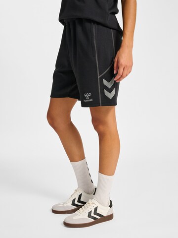 Hummel Regular Sportbroek 'Move 2.0' in Zwart: voorkant