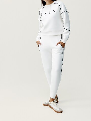 Born Regular Broek in Wit