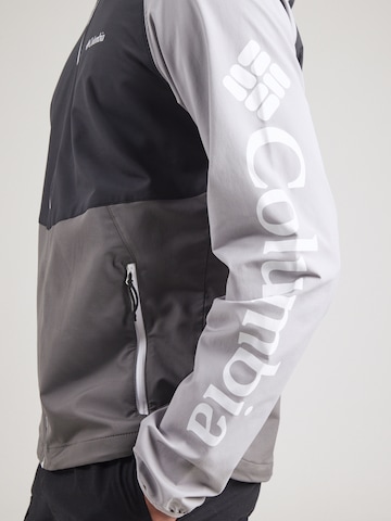 COLUMBIA - Chaqueta de montaña 'Panther Creek™ II' en gris