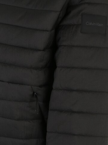 Calvin Klein Big & Tall Přechodná bunda – černá