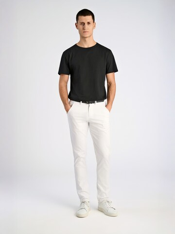 Slimfit Pantaloni chino di Lindbergh in bianco