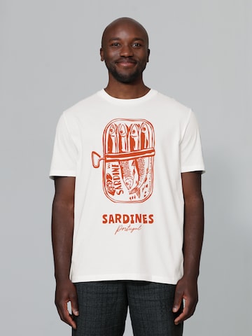 Watapparel Shirt 'Sardines Portugal' in Wit: voorkant