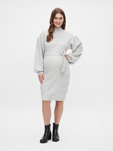 MAMALICIOUS Knitted dress 'Lilli' in Grey