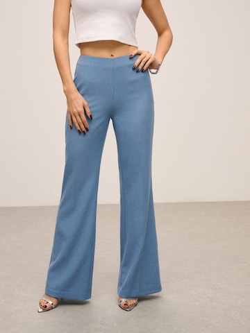 mėlyna ORIMEI by Victoria Swarovski Kliošinis Kelnės su kantu: priekis