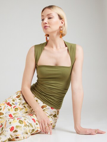 Abercrombie & Fitch Top in Green: front