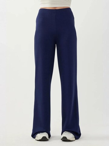 Flared Pantaloni di Hiccup in blu: frontale
