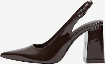 Bershka Slingpumps in Bruin: voorkant