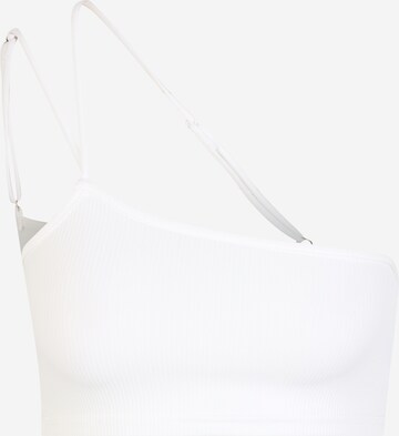 Top di Edikted in bianco: frontale