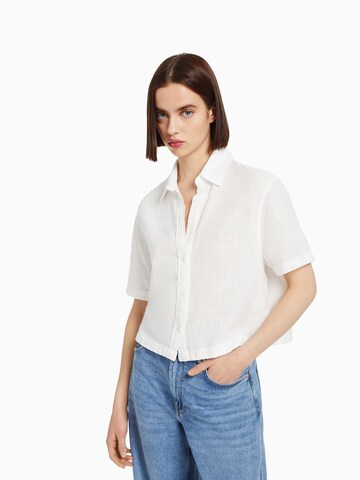 Bershka Blouse in Wit: voorkant