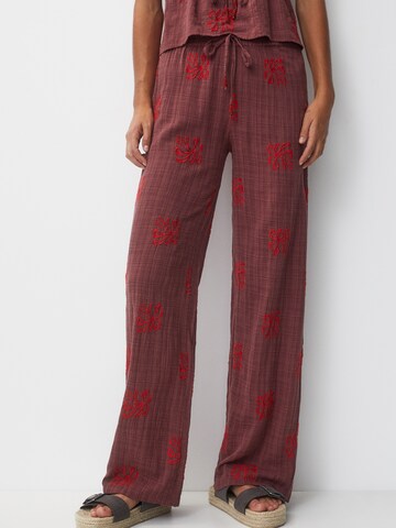 Loosefit Pantalon Pull&Bear en rouge : devant