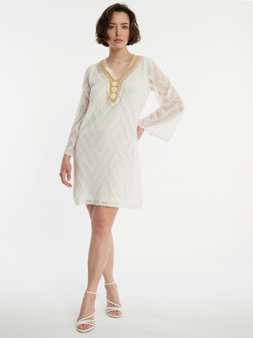 Robe 'Zaina' Ana Alcazar en blanc