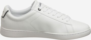 LACOSTE - Sapatilhas baixas 'Carnaby' em branco