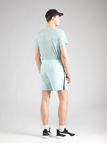 UNDER ARMOUR Regular Workout Pants 'Launch 7' in Green