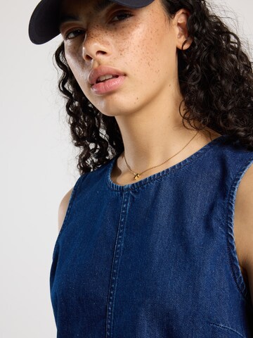 Haut America Today en bleu