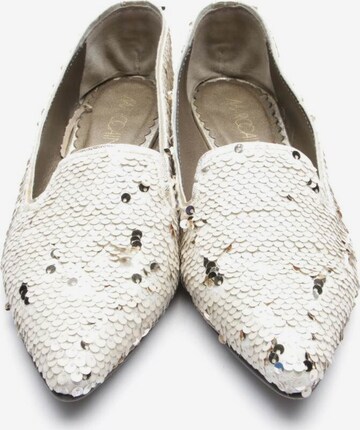 Marc Cain Flats & Loafers in 37 in White
