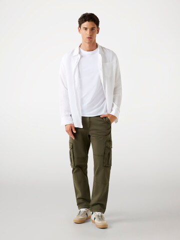 GUESS Slim fit Cargo Pants in Green