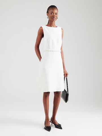 APART Kleid in Weiß: Vorderseite
