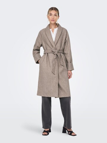 ONLY Between-Seasons Coat 'Wembley' in Brown