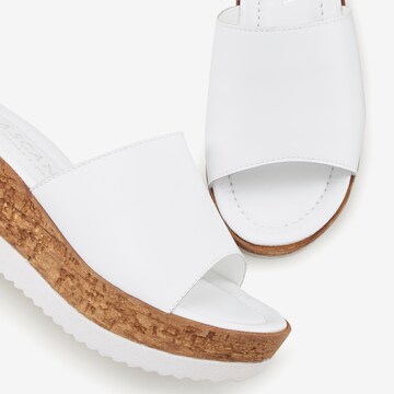 LASCANA Mules in White