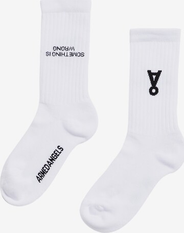 Chaussettes ARMEDANGELS en blanc : devant