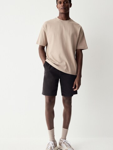 Next - regular Pantalón chino en negro