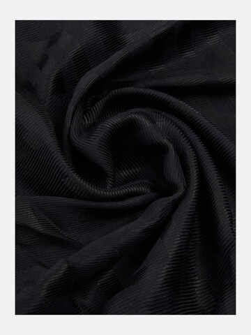 GUESS Scarf 'Iwona' in Black