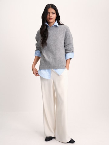 The Set Pullover in Grau