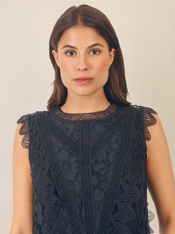 APART Top in Blue