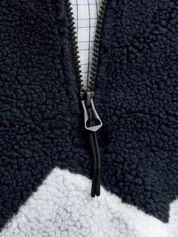 JACK & JONES Pullover 'JORBEAR MOUNTAIN' in Blau