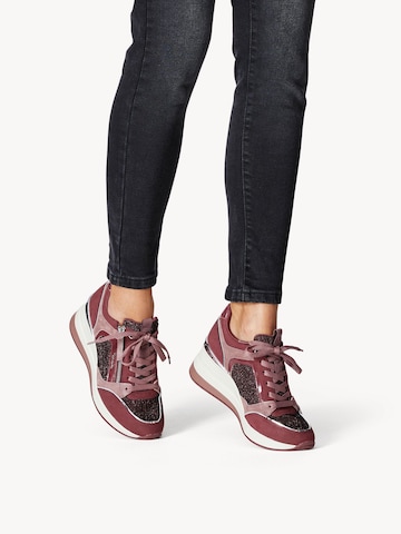 TAMARIS Sneakers laag in Rood: voorkant