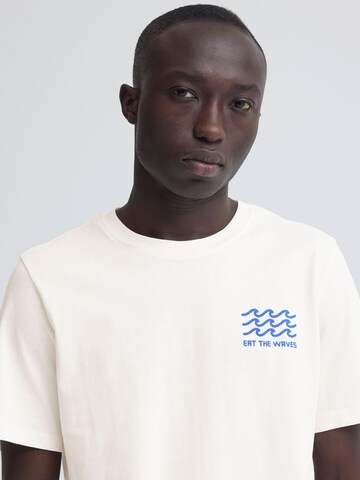 Tricou 'BHSun Island' de la BLEND pe alb