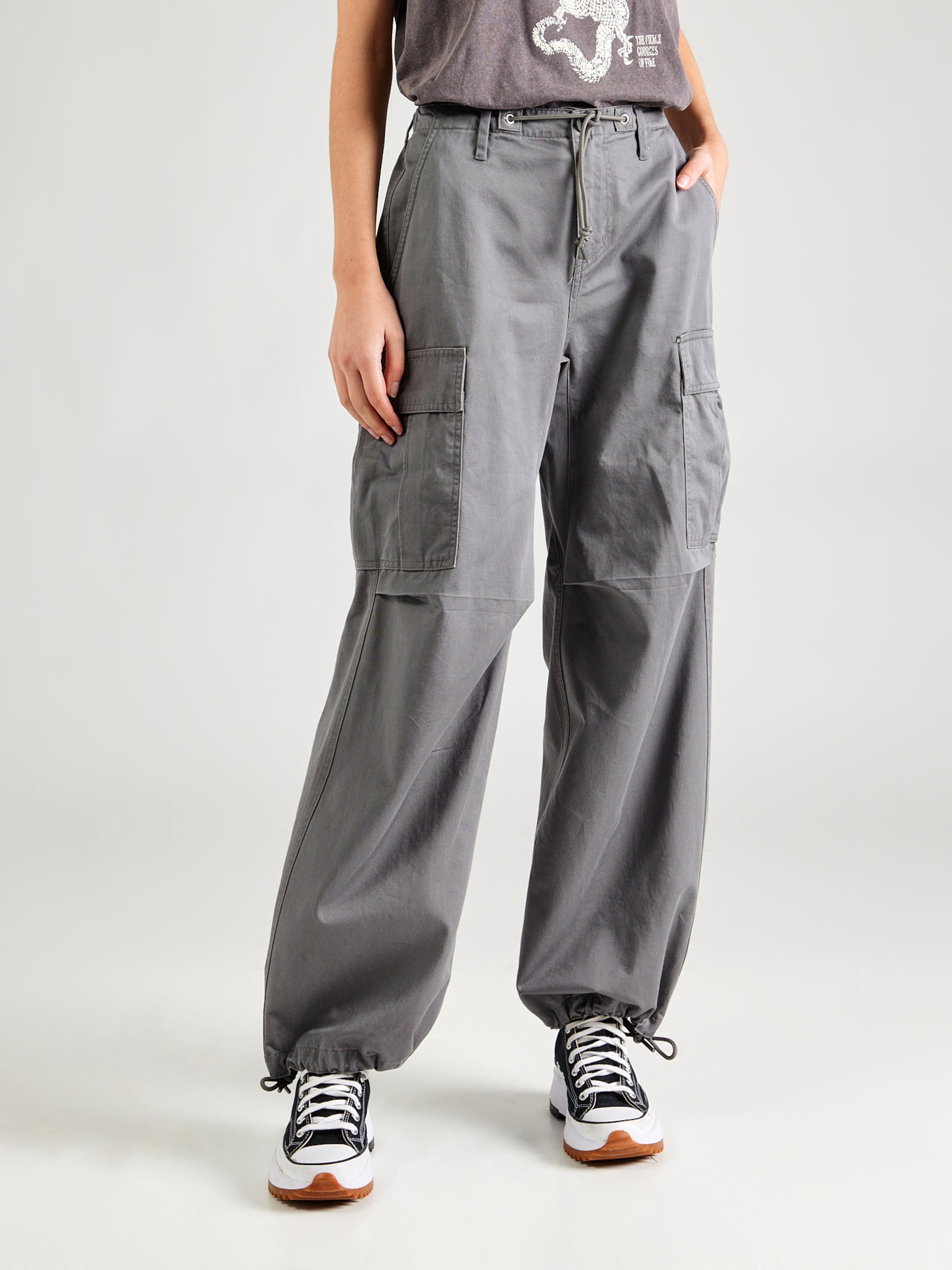 CONVERSE Loosefit Pantaloni cargo in Grigio ABOUT YOU