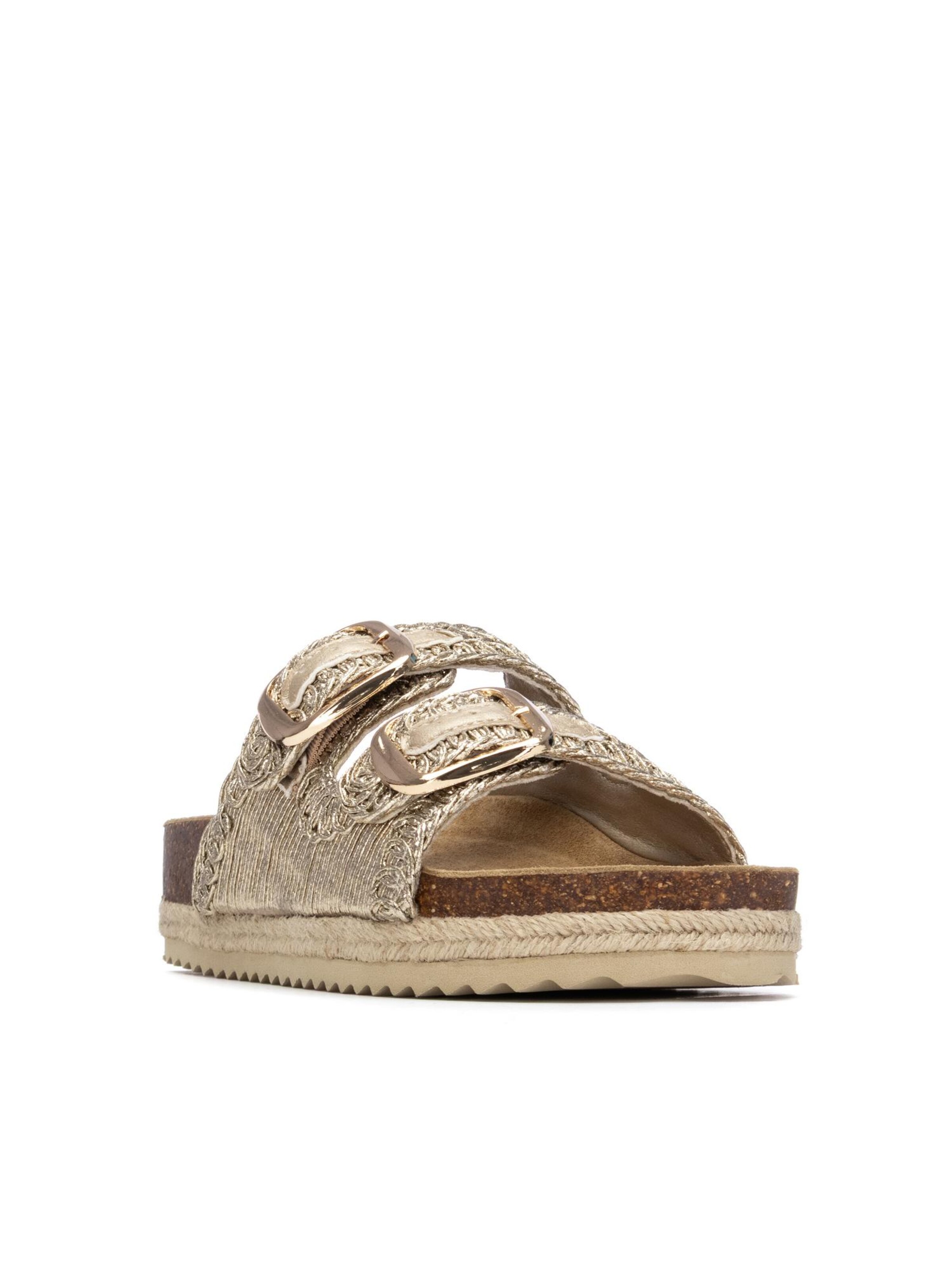 Xti - Sandalias en oro