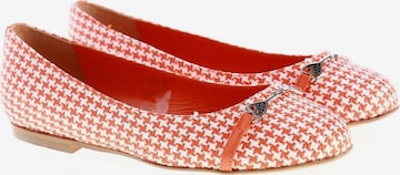 Saint-Honoré Paris Souliers Flats & Loafers in 35 in Orange: front