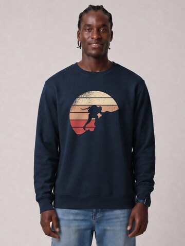 Watapparel Sweatshirt 'Mountain Climbing' in Blauw: voorkant