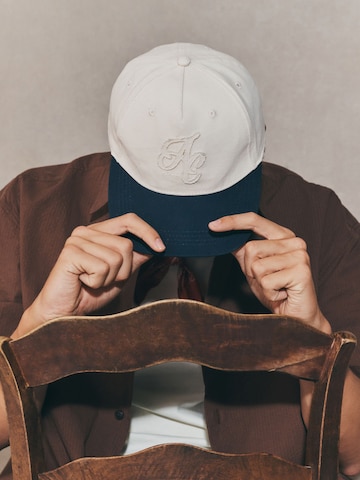 Next Cap 'Edit' in Blau