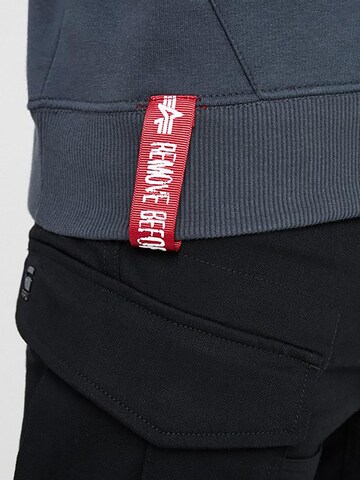 ALPHA INDUSTRIES Sweatshirt 'Basic'‌‌‌‌‌‌‌‌ in Grau