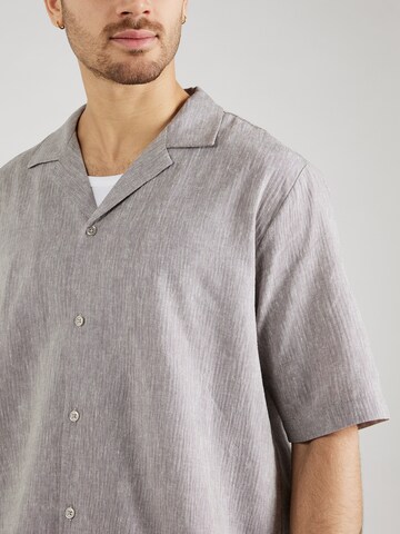 ABOUT YOU x Kevin Trapp Regular fit Button Up Shirt 'Joey' in Grey