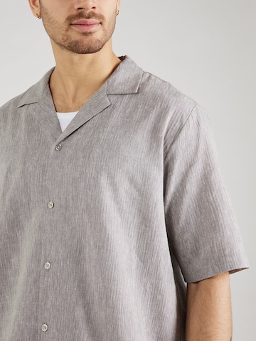 ABOUT YOU x Kevin Trapp Regular fit Button Up Shirt 'Joey' in Grey